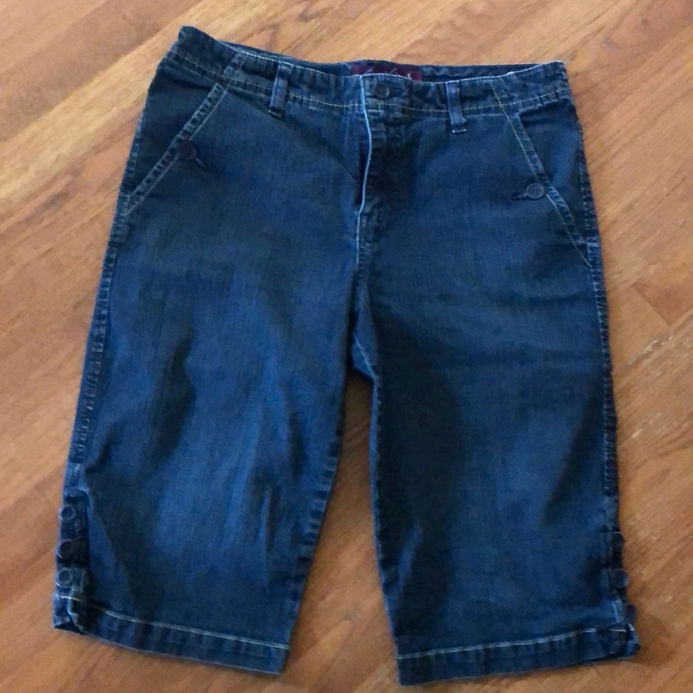 Gloria Vanderbilt denim Shorts Size 12